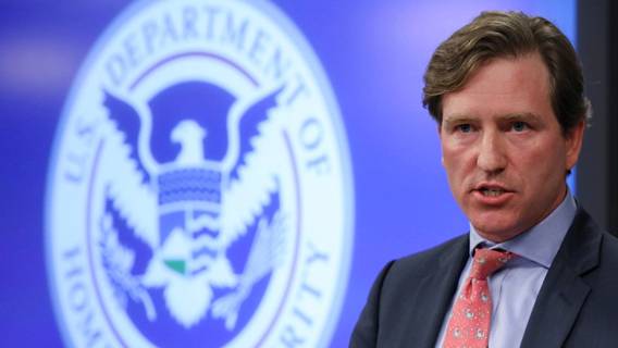 Трамп заявил об увольнении главы департамента кибербезопасности Криса Кребса