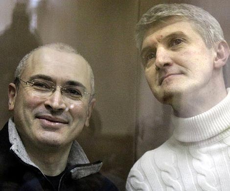 У одних ФССП из квартиры все вынесет, а с Ходорковского и Лебедева – 17 млрд. не получит