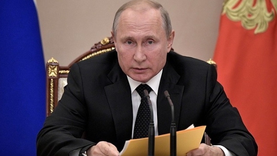 Указы Путина дают россиянам шанс: эксперты видят перспективы роста доходов граждан