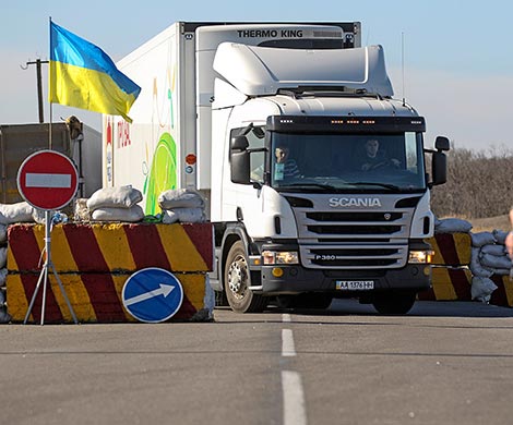 Украина больше не будет поставлять товары на территорию Крыма