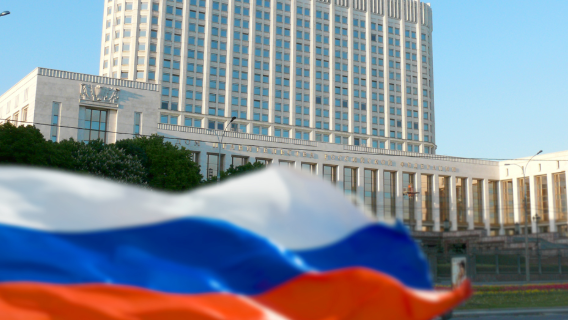 «В каком мире они живут»: эксперт раскритиковал правительство за 4-дневную рабочую неделю и новую пенсионную реформу