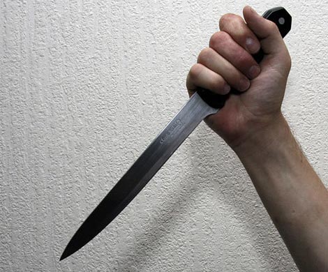 В Рубцовске мужчина и женщина убили собутыльника и выбросили тело в туалет