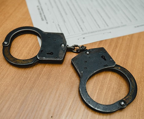 В Севастополе двое подростков осудят за убийство трех бомжей