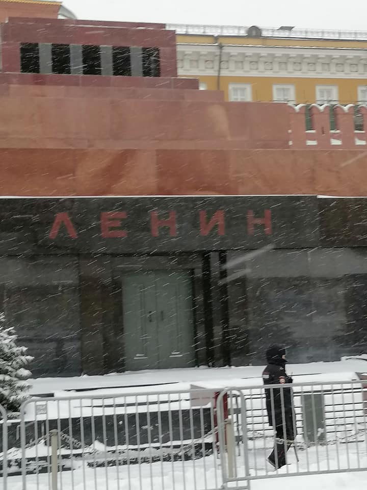 Василий Устюжанин: 700 шагов по Красной площади