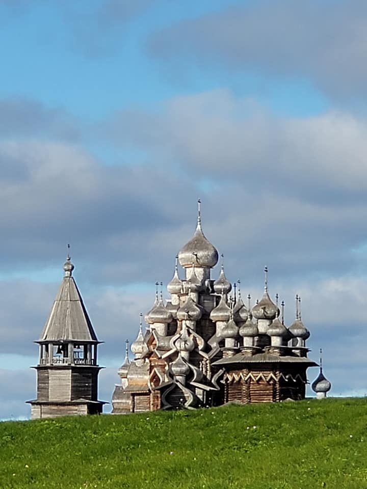 Василий Устюжанин: Безымянные божьи плотники