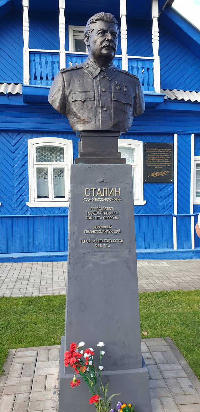 Василий Устюжанин: Он воскрес подо Ржевом ...