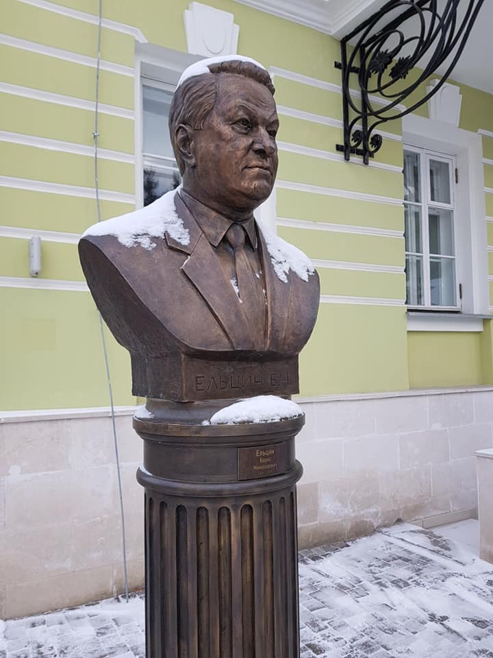 Василий Устюжанин: Святое доносительство