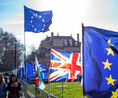 Великобритания намерена отложить Brexit на три месяца
