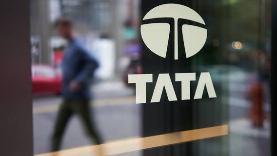 Владелец Jaguar Land Rover попросил британское правительство о субсидии на £500 млн