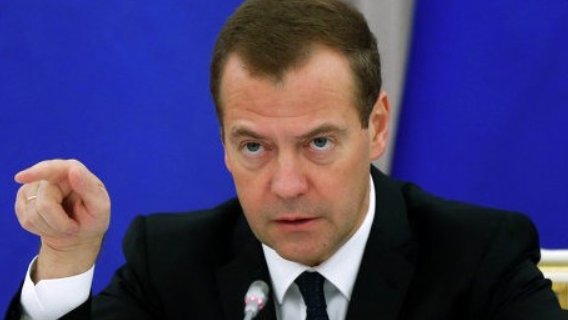 «Это вранье»: Медведев устроил губернаторам разнос из-за манипуляций со статистикой